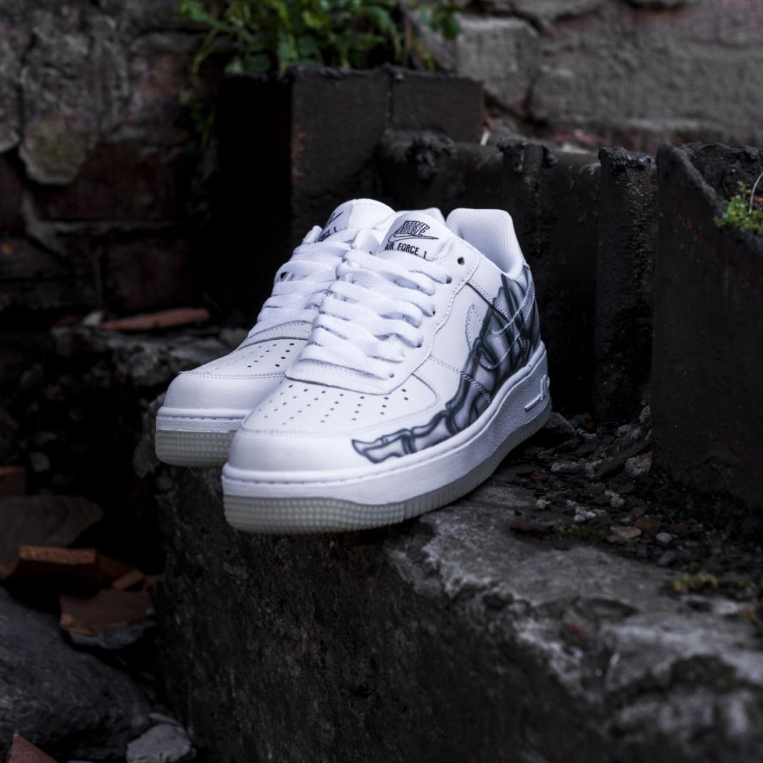 Nike Air Force 1 Skeleton QS White