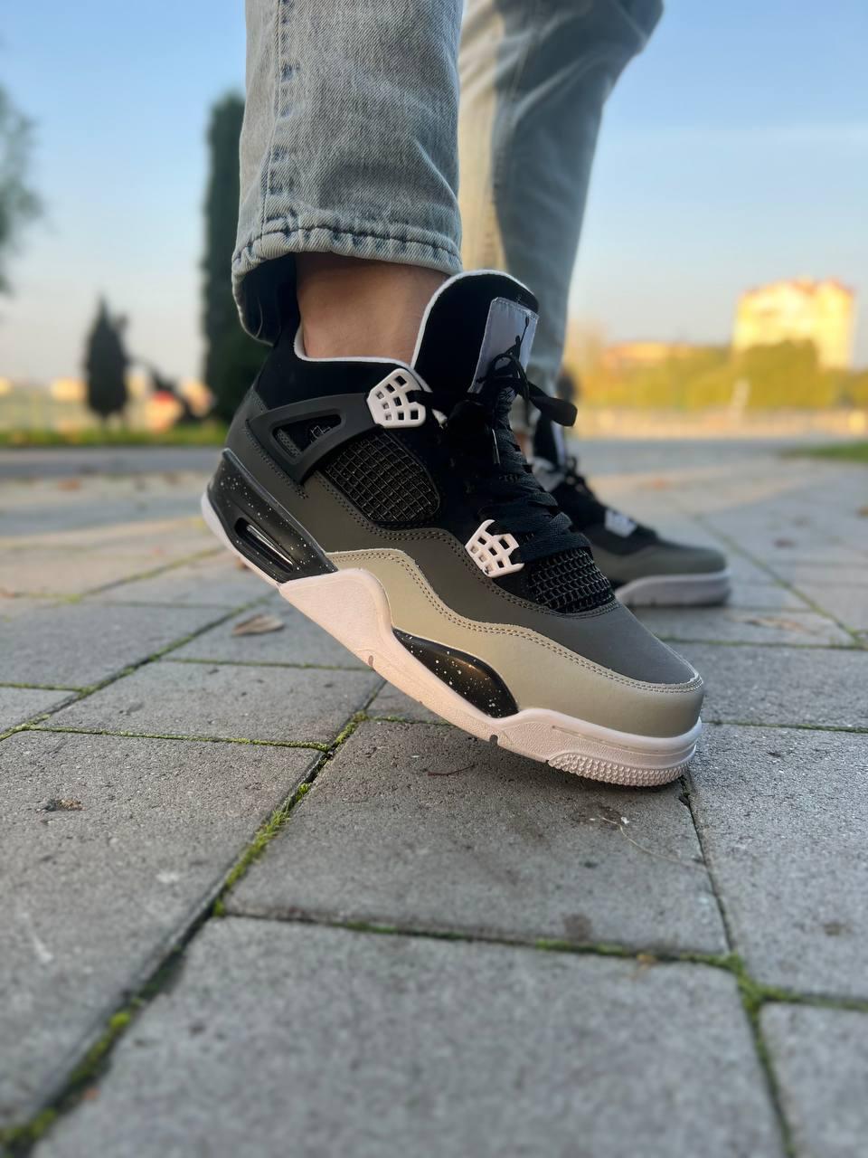 Nike Air Jordan Retro 4 Stelth