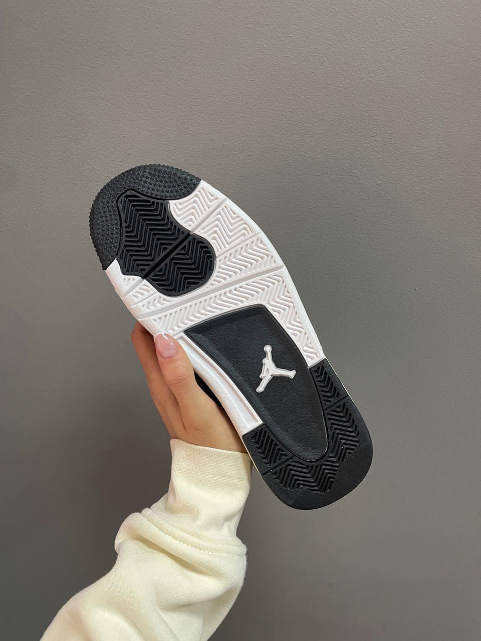 Nike Air Jordan Retro 4 Fossil