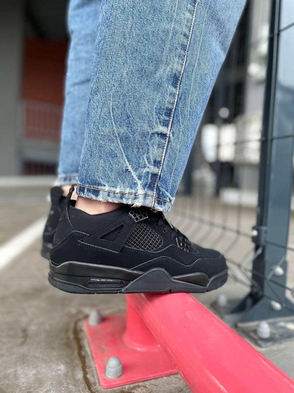 Nike Air Jordan Retro 4 Black