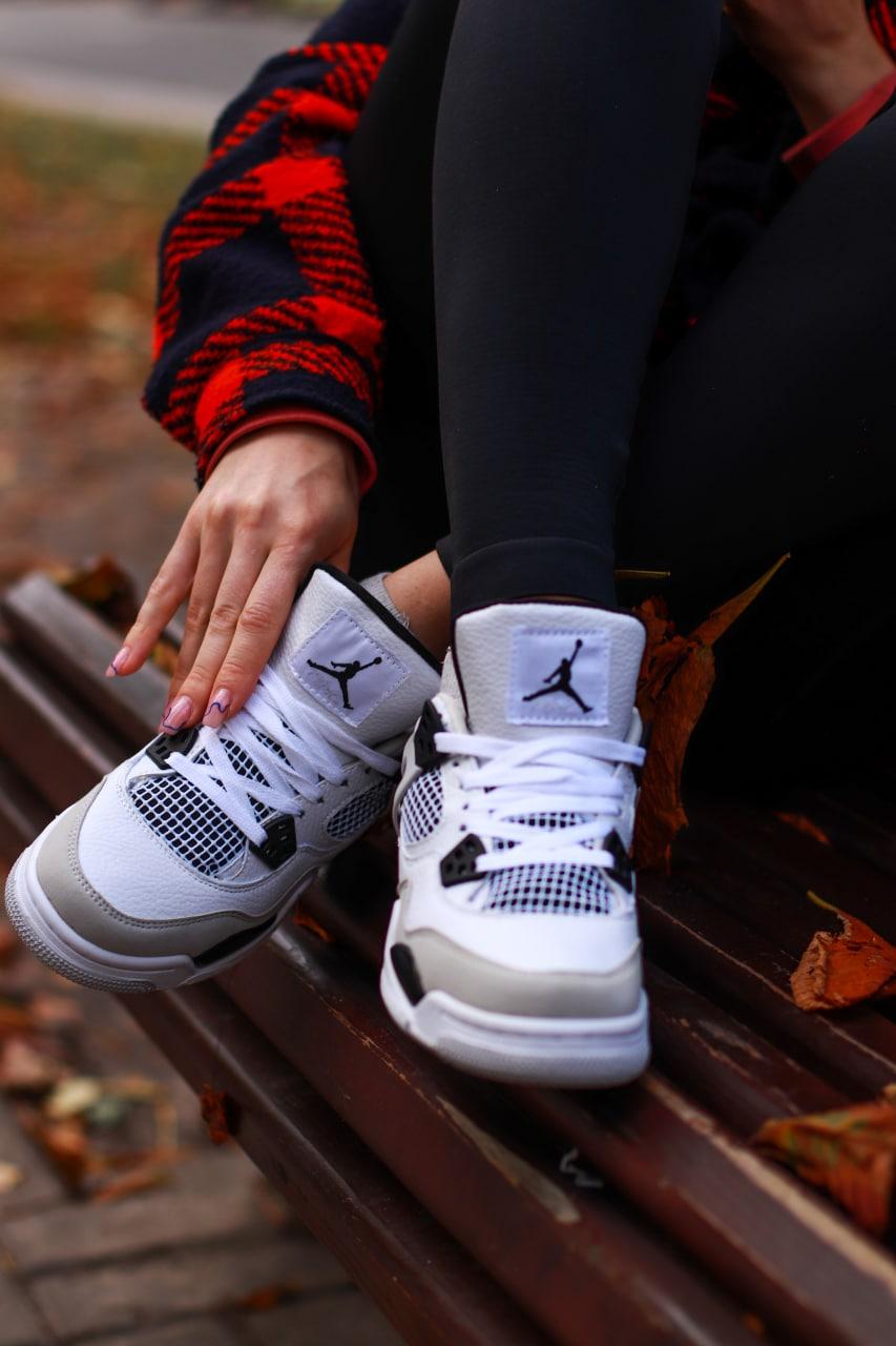 Nike Air Jordan Retro 4 Military