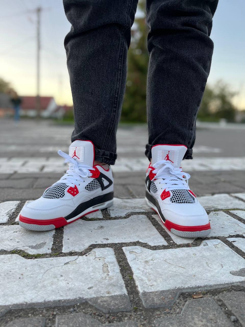 Nike Air Jordan Retro 4 Fire Red v3