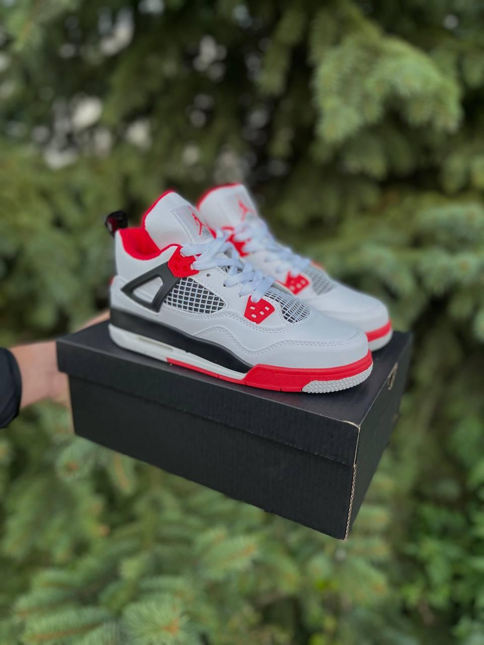 Nike Air Jordan Retro 4 Fire Red v3