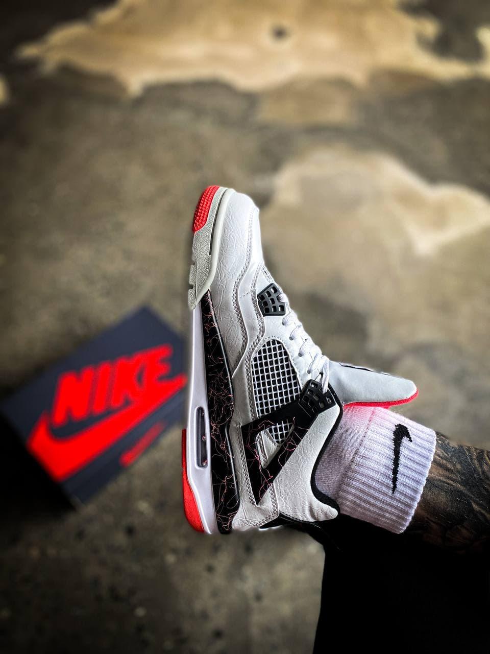 Nike Air Jordan Retro 4 Fight Nostalgia 1