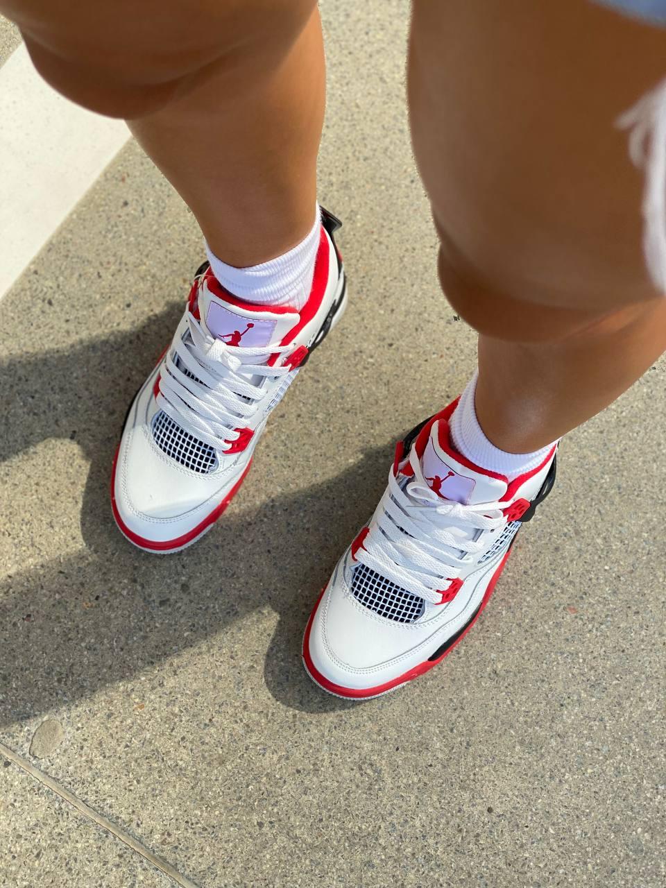 Nike Air Jordan Retro 4 Fire Red