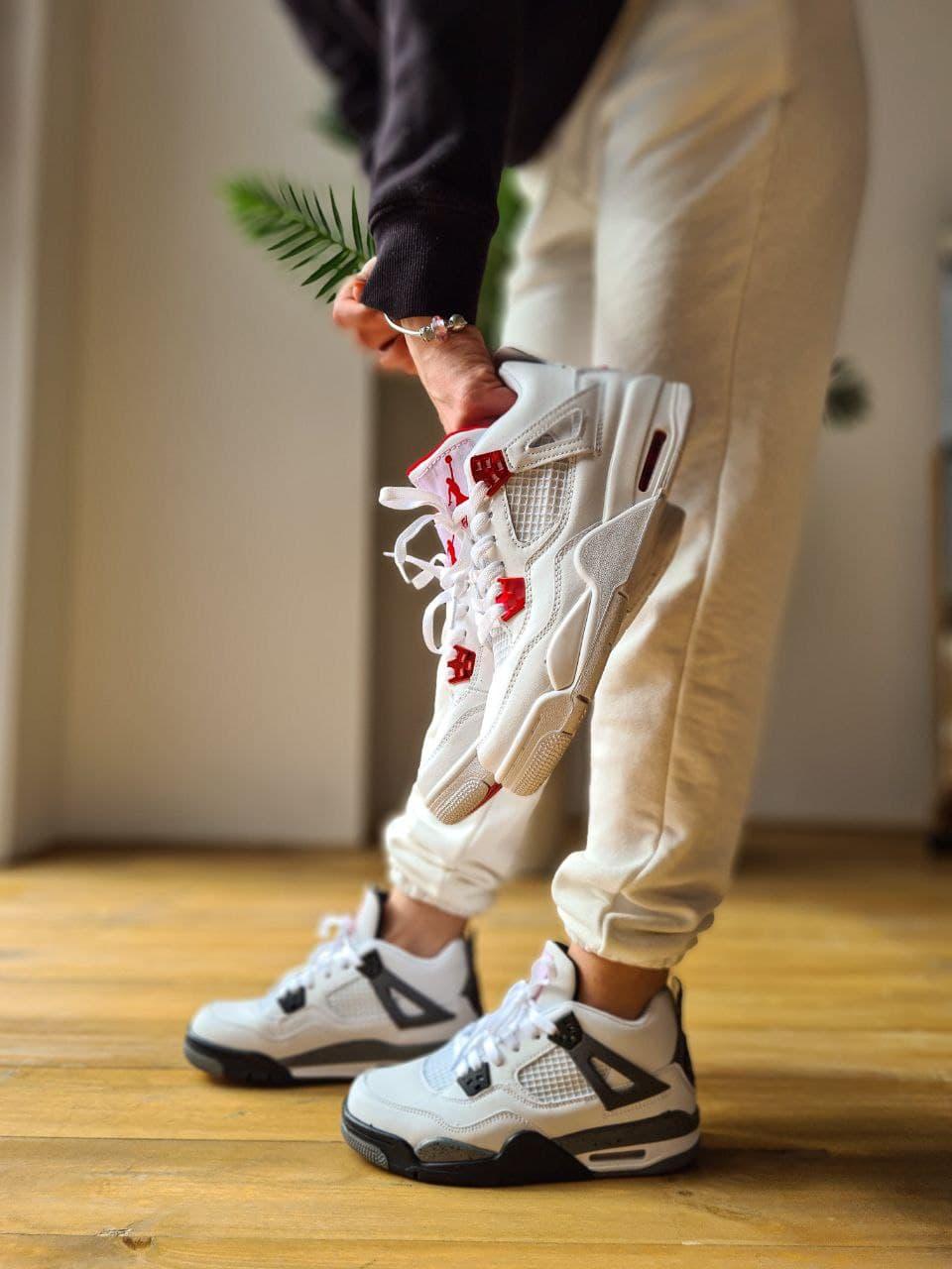 Nike Air Jordan Retro 4 White Cement
