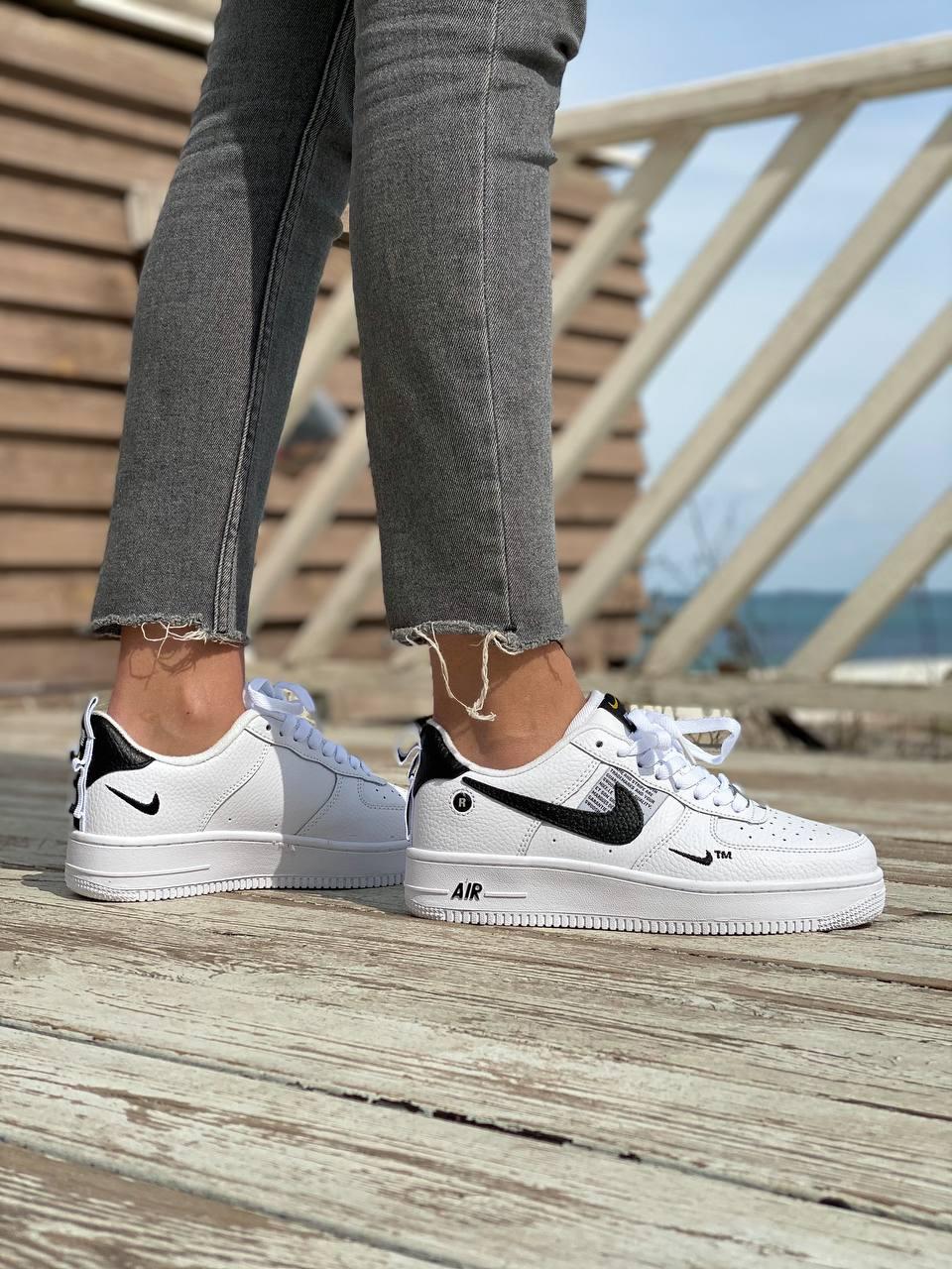 Nike Air Force 1’07Lv8 Ultra White Black v2