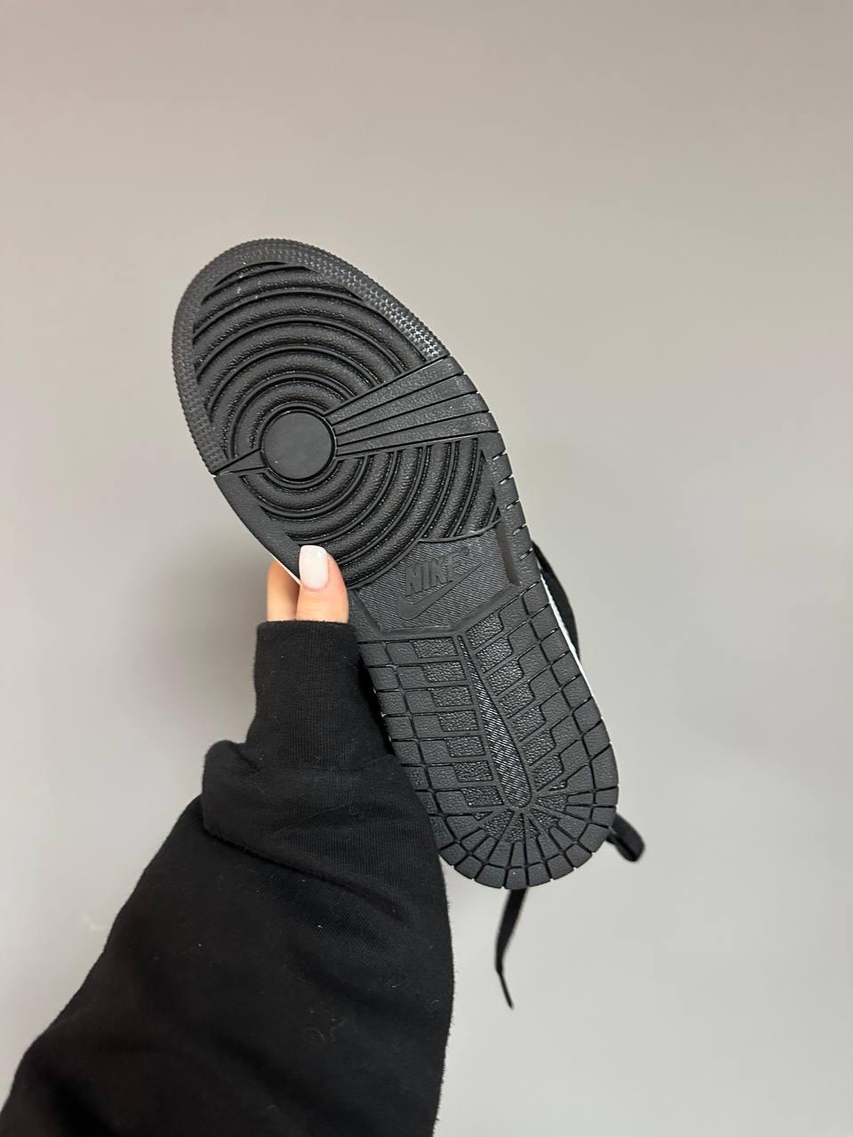 Nike Air Jordan 1 High White Black Fur