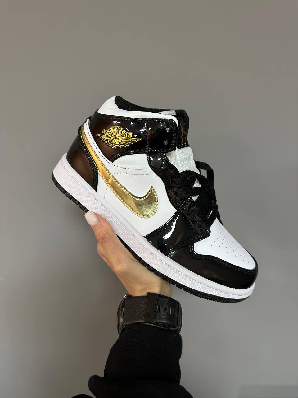 Nike Air Jordan 1 Retro Mid Patent Golden Black
