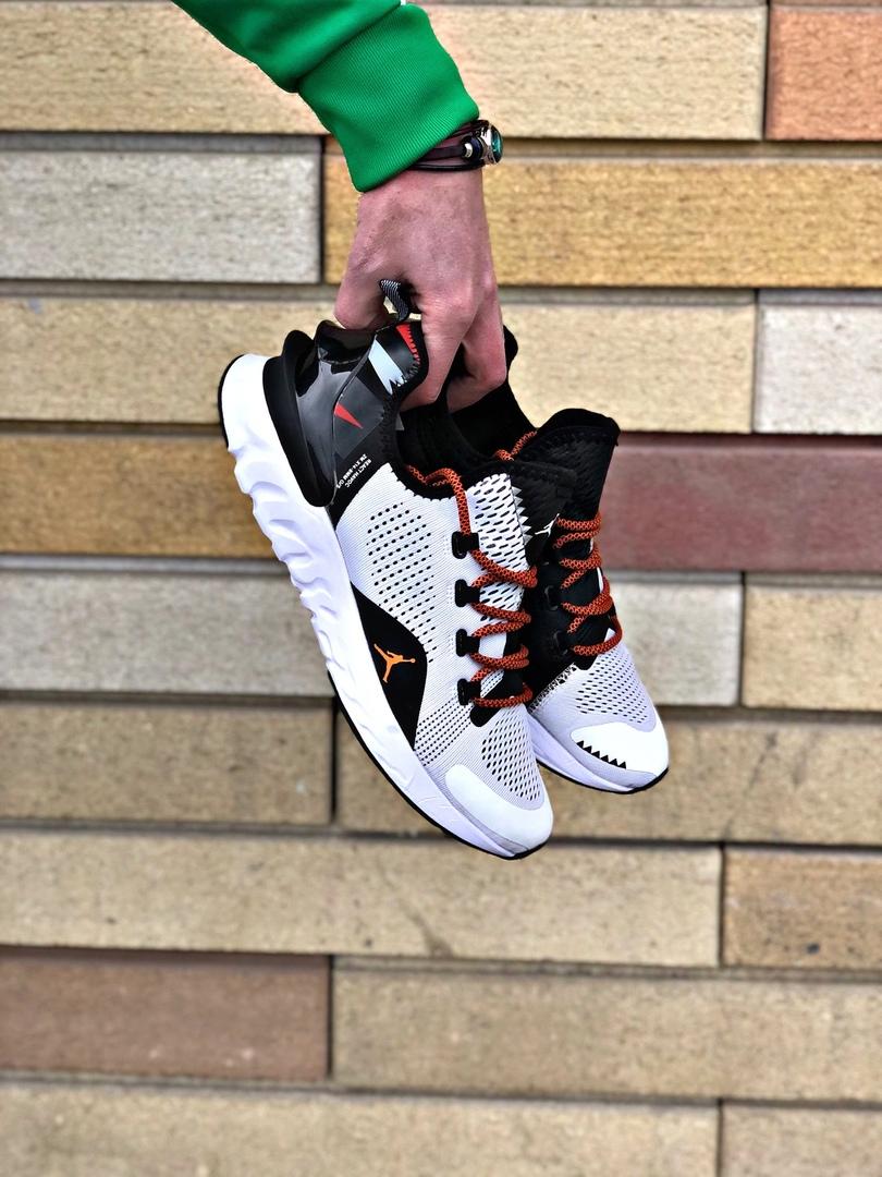 Nike Air Jordan React Havoc Black White Red 1