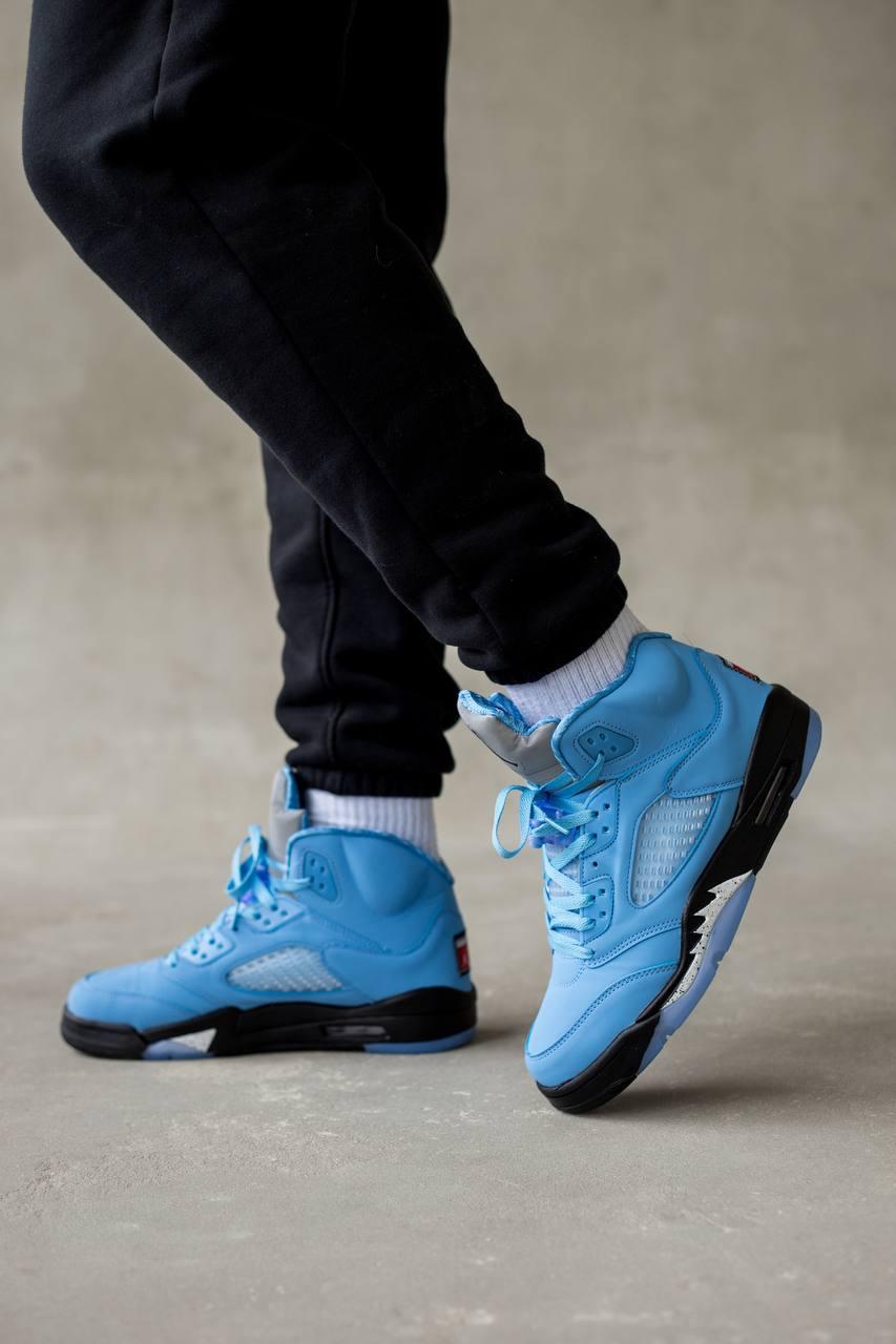 Nike Air Jordan Retro 5 UNC
