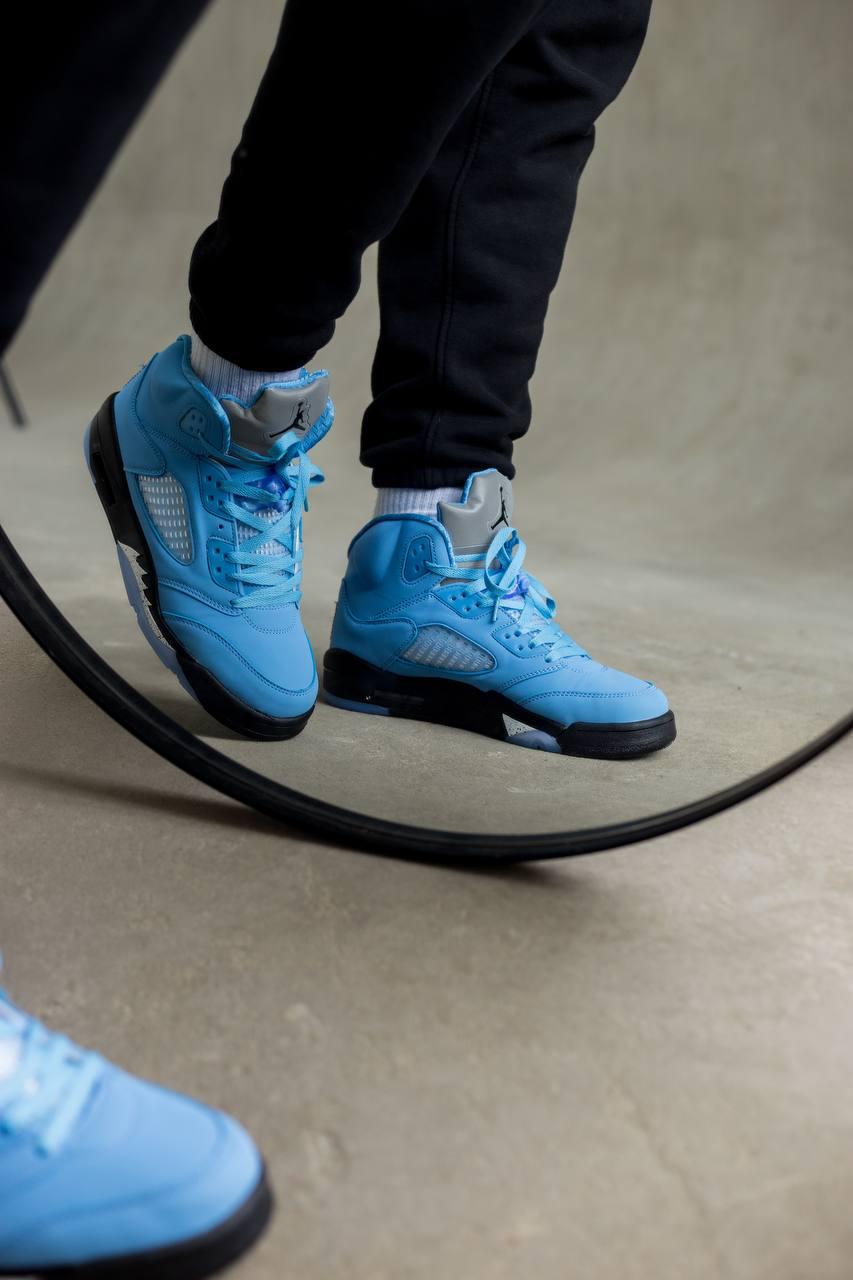 Nike Air Jordan Retro 5 UNC