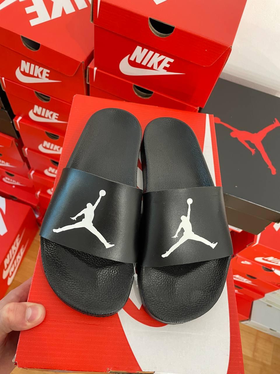 Nike Jordan Black White