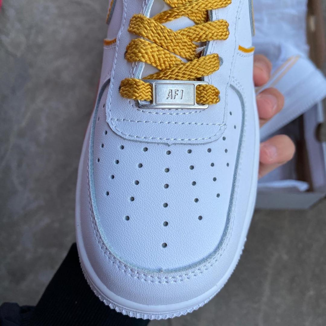 Nike Air Force 1 White Gold