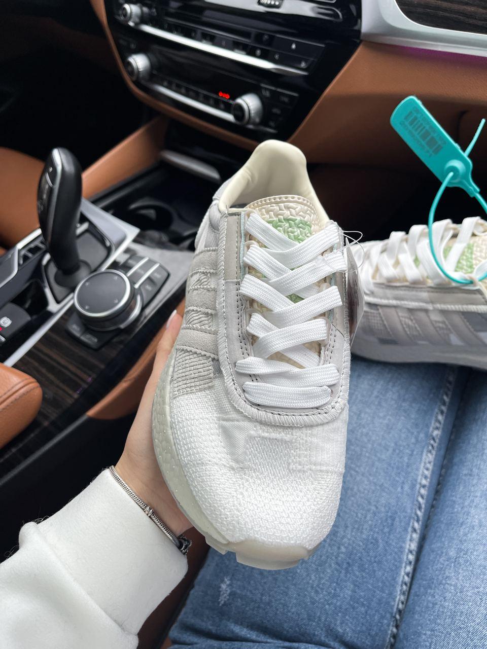 Adidas Retropy White