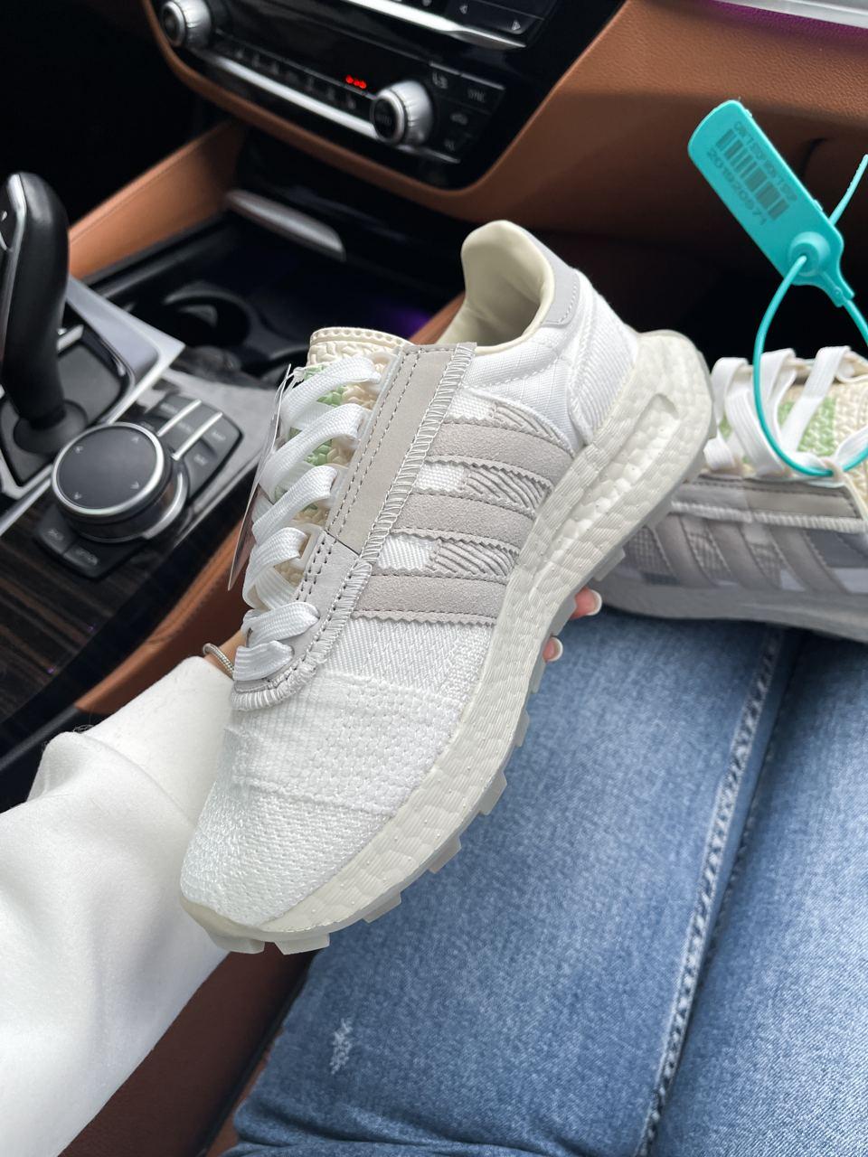 Adidas Retropy White