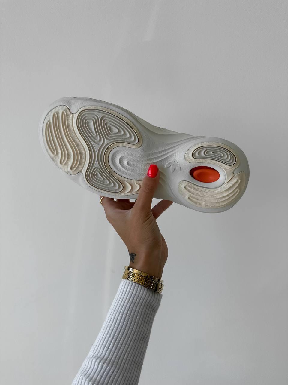 AdiFOM Quake White Orange