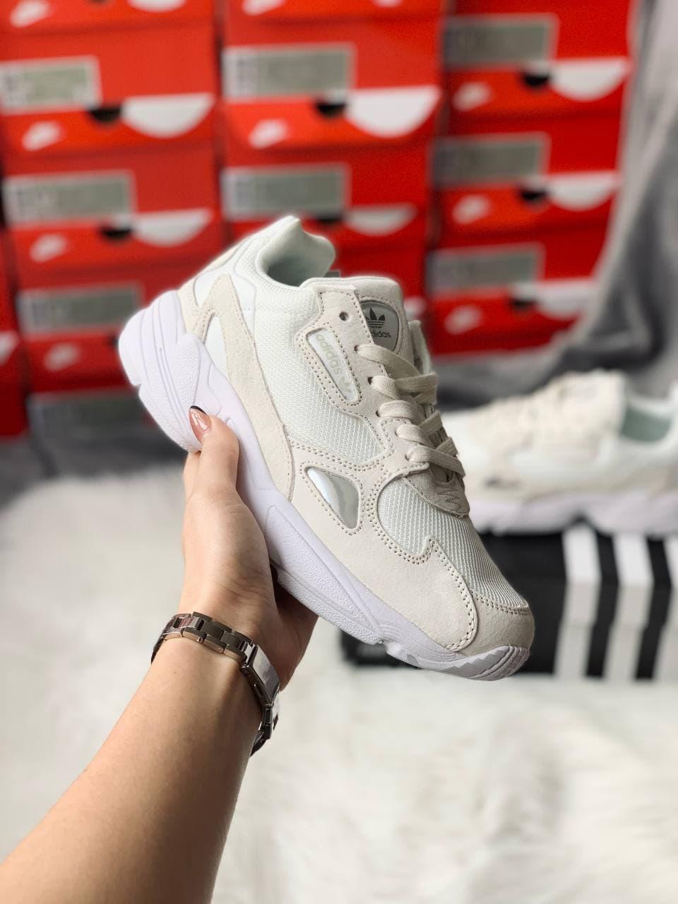 Adidas Flacon Light Beige