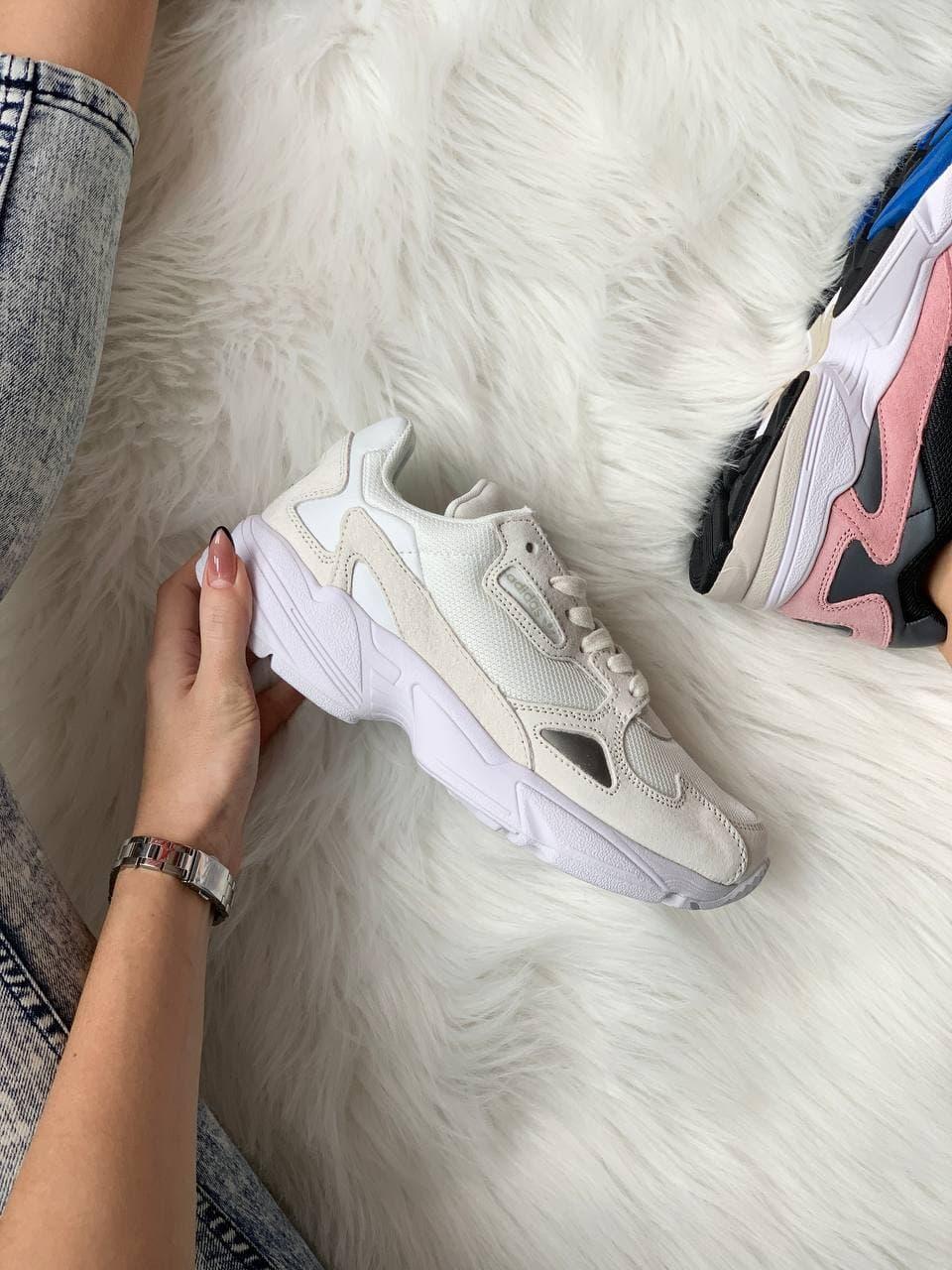 Adidas Flacon Light Beige