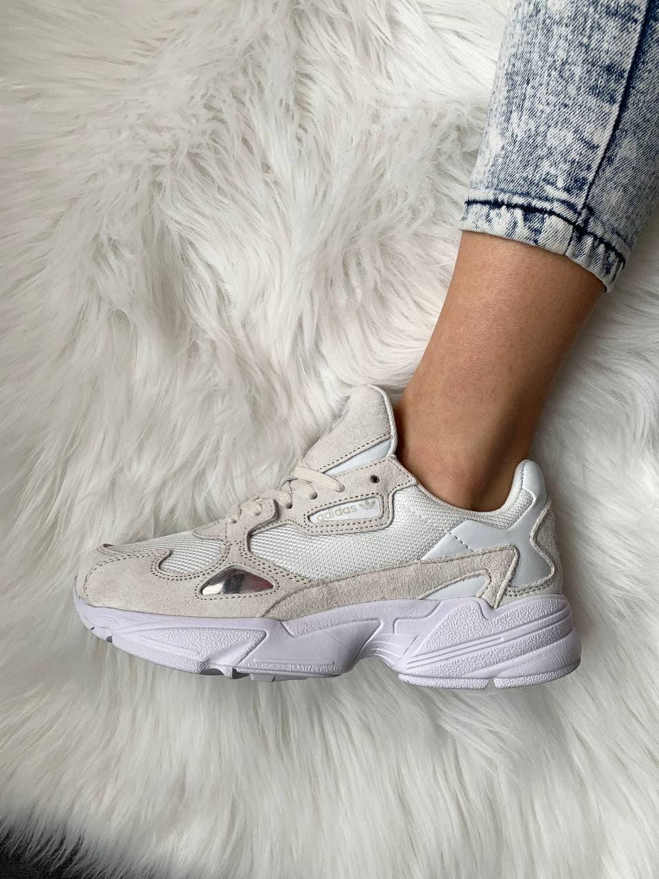 Adidas Flacon Light Beige