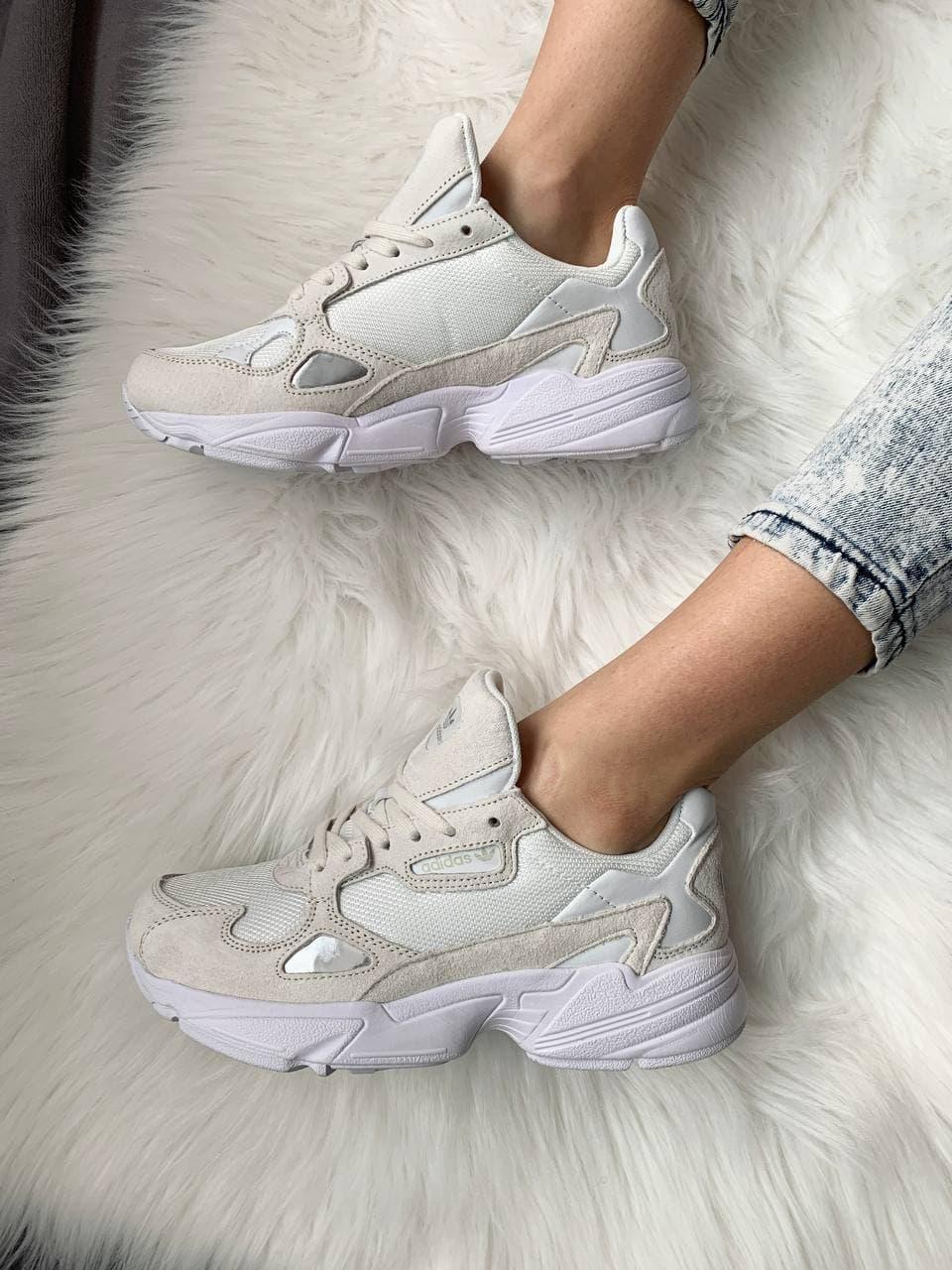 Adidas Flacon Light Beige