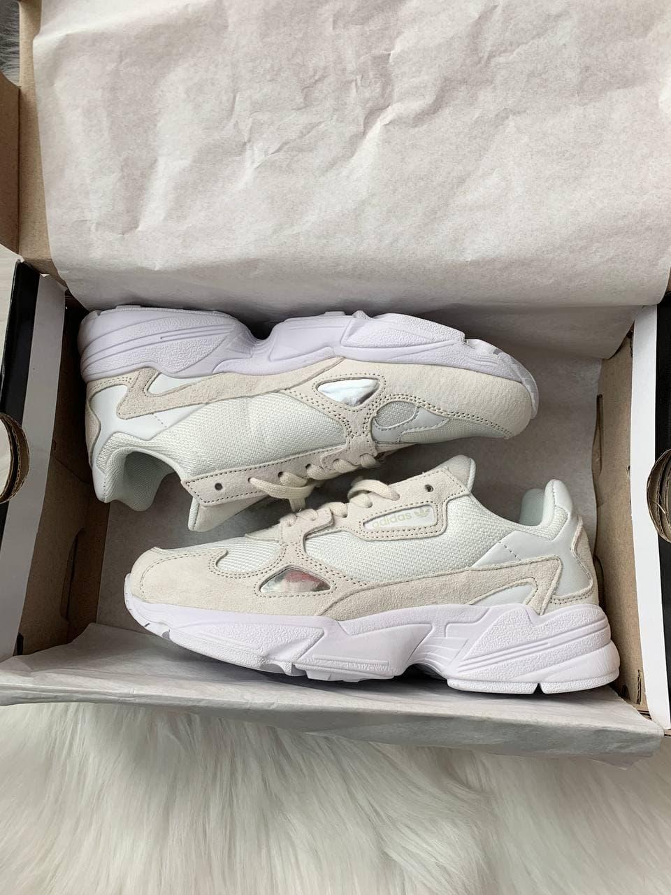 Adidas Flacon Light Beige