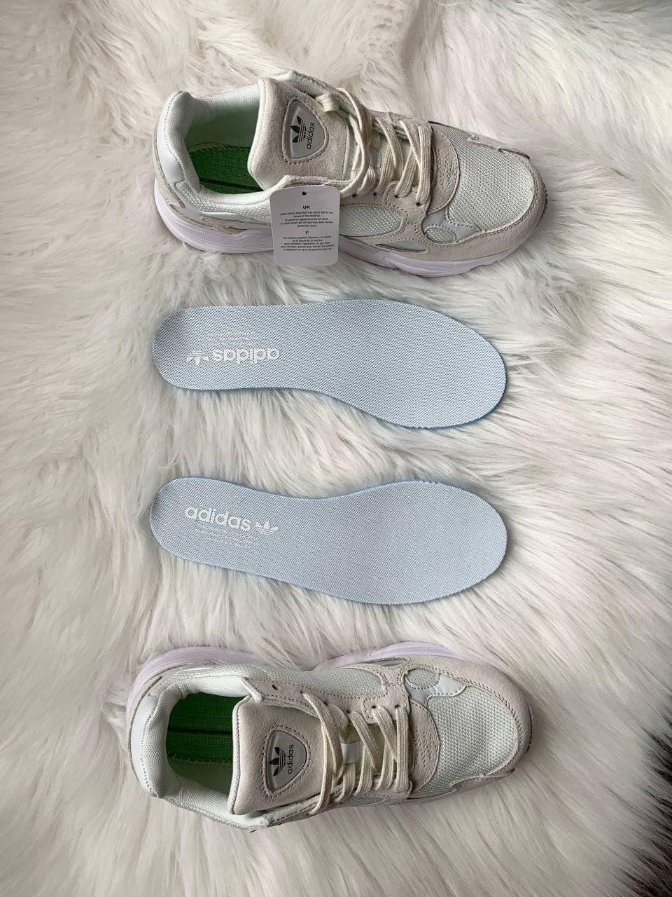 Adidas Flacon Light Beige