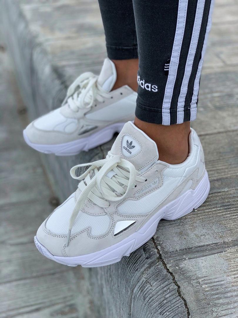 Adidas Flacon Light Beige