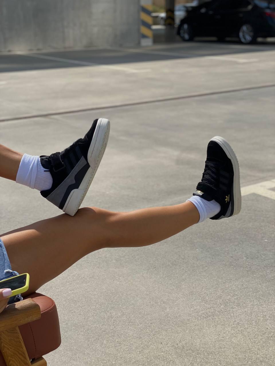 Adidas Forum Black White 2