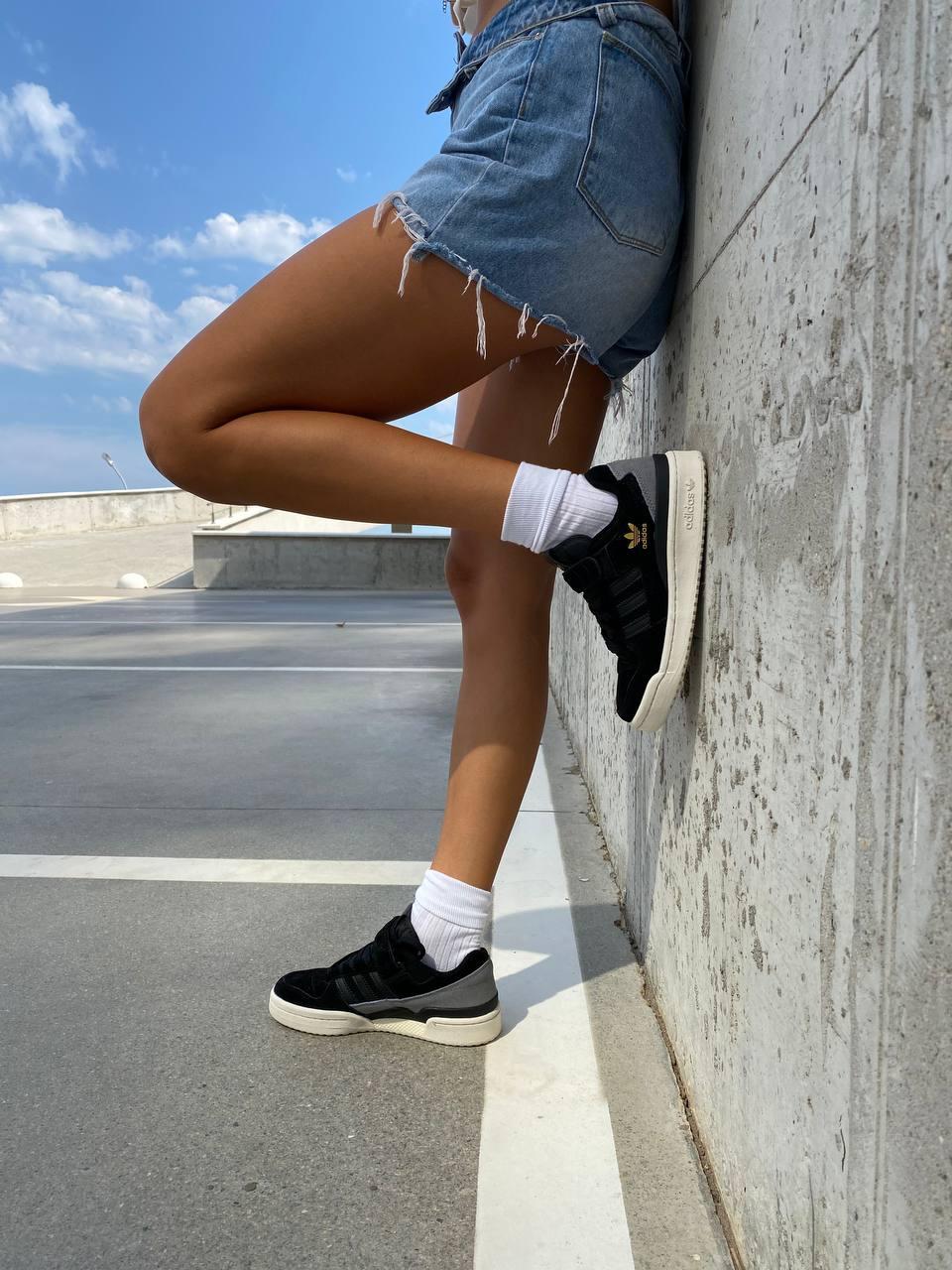 Adidas Forum Black White 2