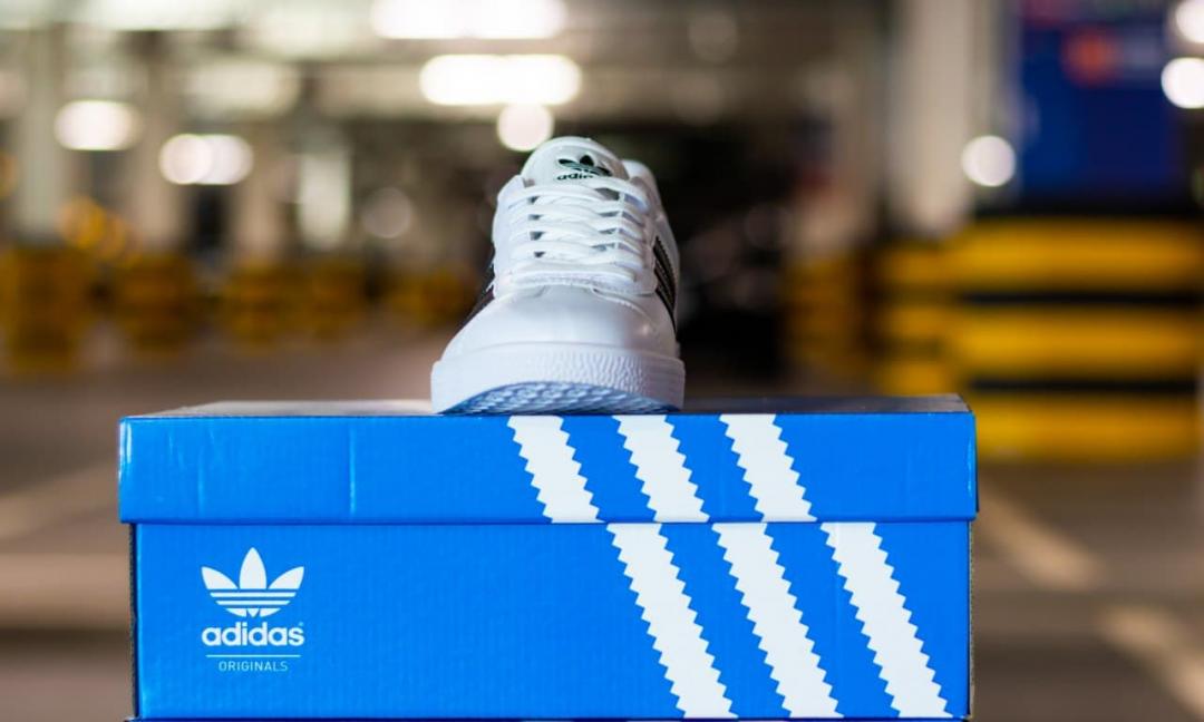 Adidas Gazelle White Black