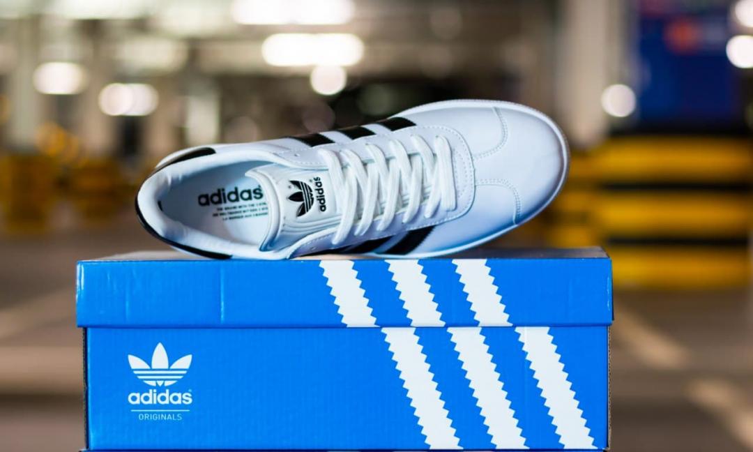 Adidas Gazelle White Black