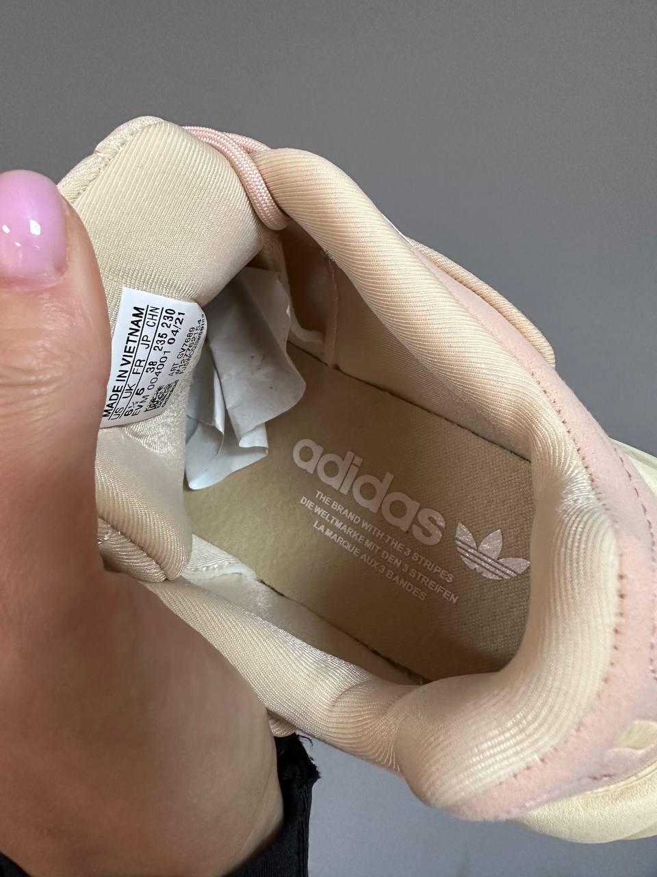 Adidas Ozelia Golden Rose