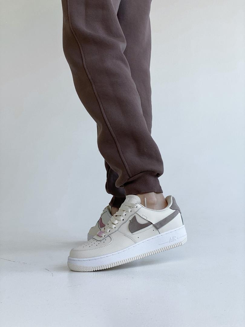 Nike Air Force 1 LX WMNS Beige