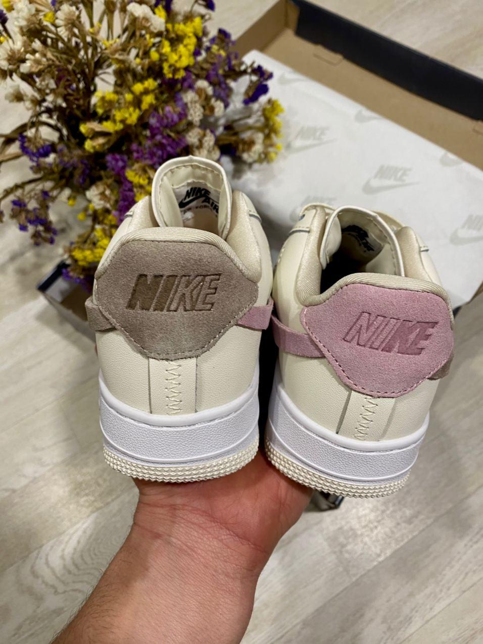 Nike Air Force 1 LX WMNS Beige