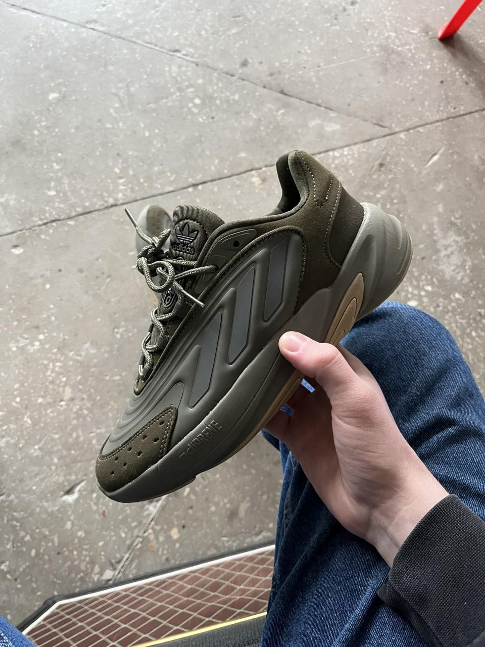 Adidas Ozelia Khaki