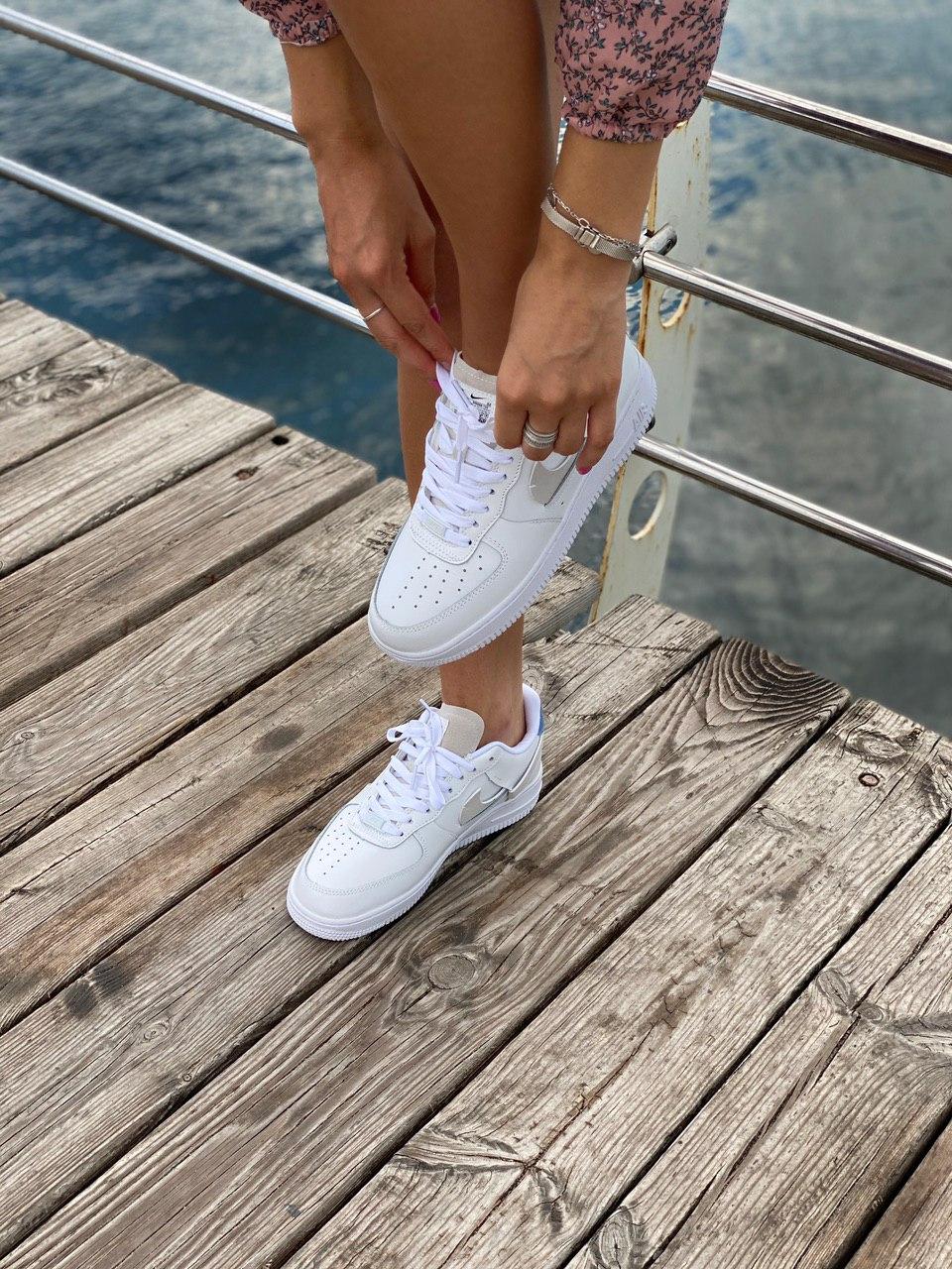 Nike Air Force 1 LX WMNS White Red Blue