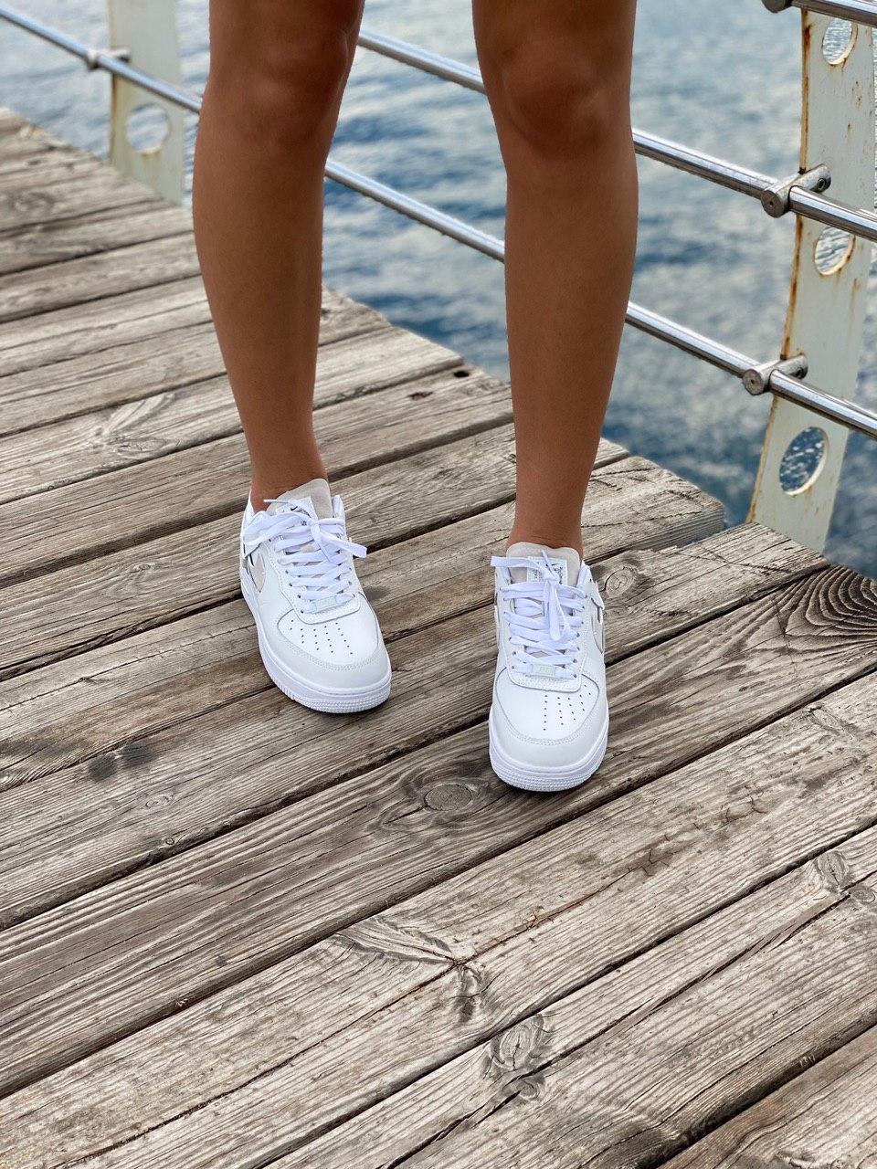 Nike Air Force 1 LX WMNS White Red Blue