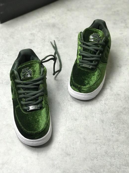 Nike Air Force 1 Plush Velvet Green