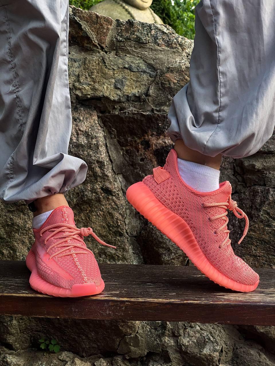 Adidas Yeezy Boost 350 Coral (Рефлективні шнурки)