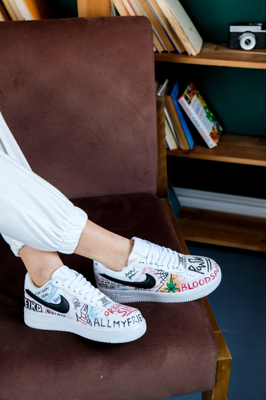 Nike Air Force 1 Grafiti Harlem