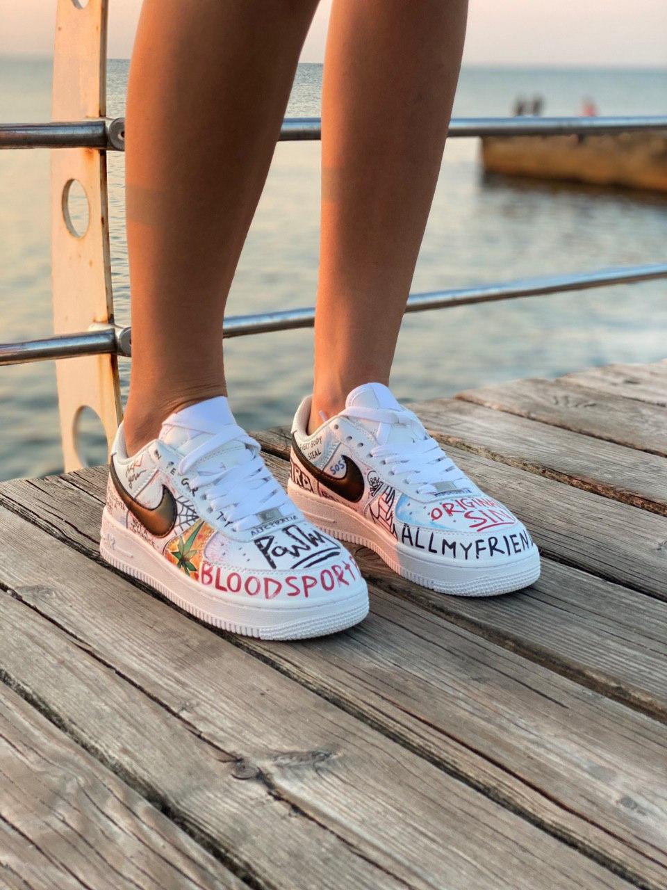 Nike Air Force 1 Grafiti Harlem