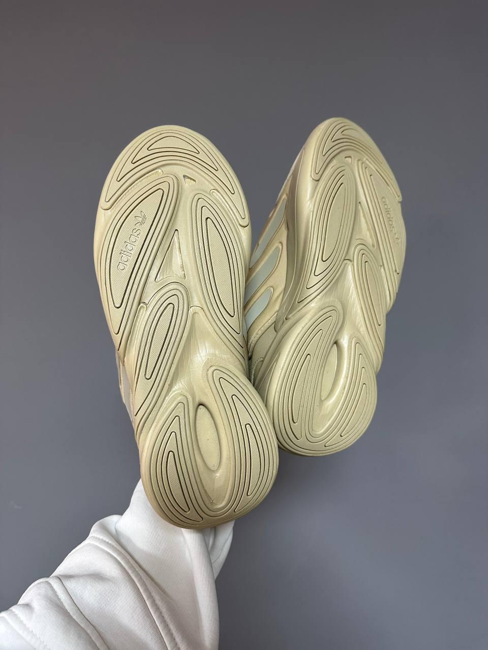 Adidas Ozelia Golden Beige