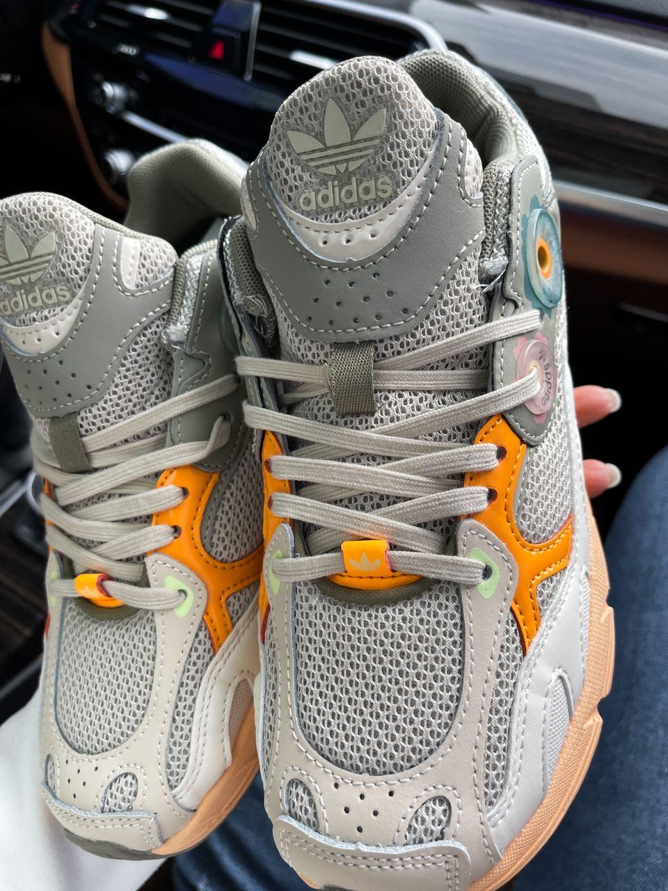Adidas Astir White Orange