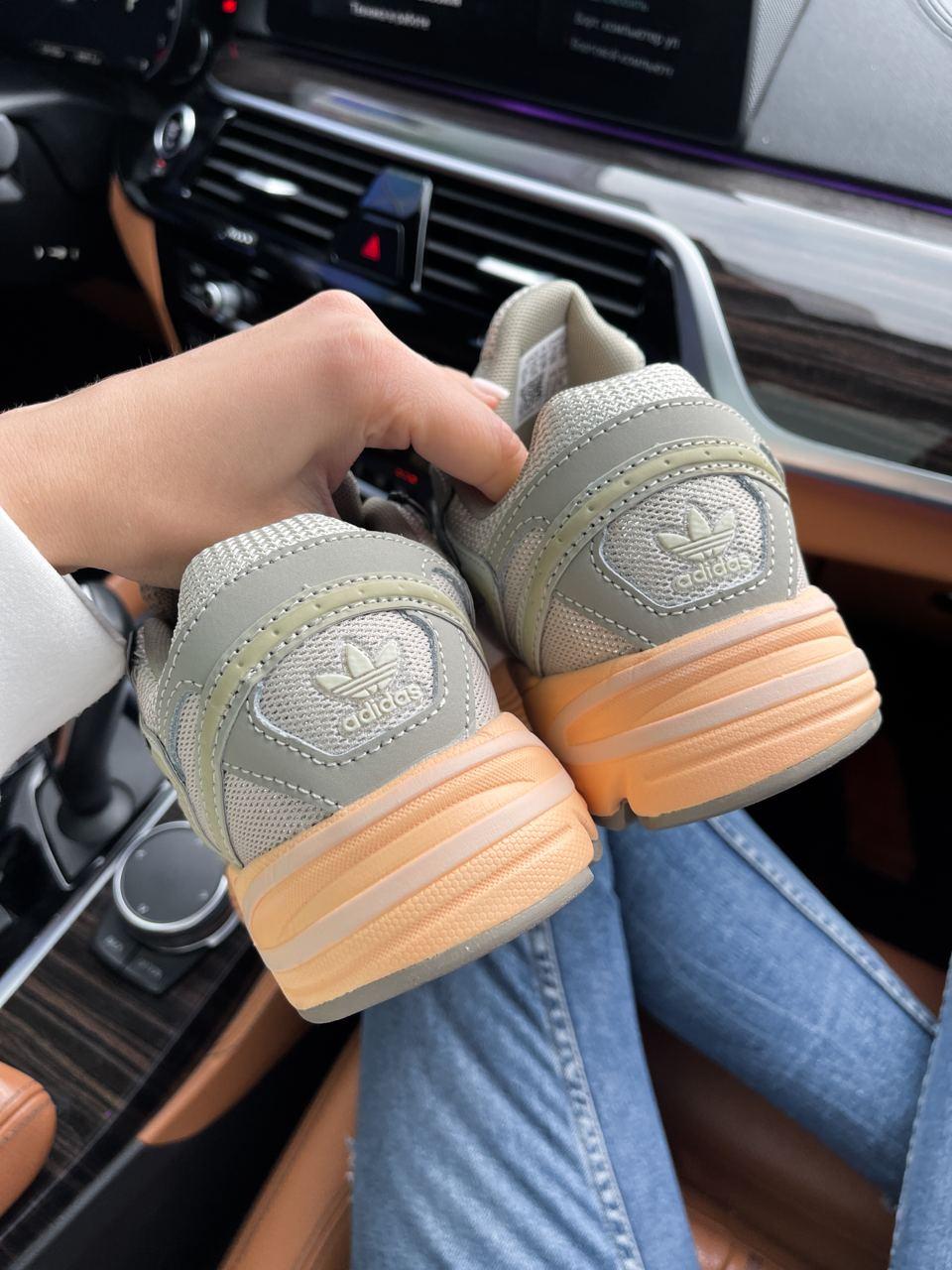Adidas Astir White Orange