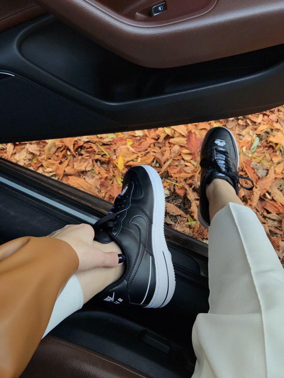 Nike Air Force 1 LV8 5 Black White