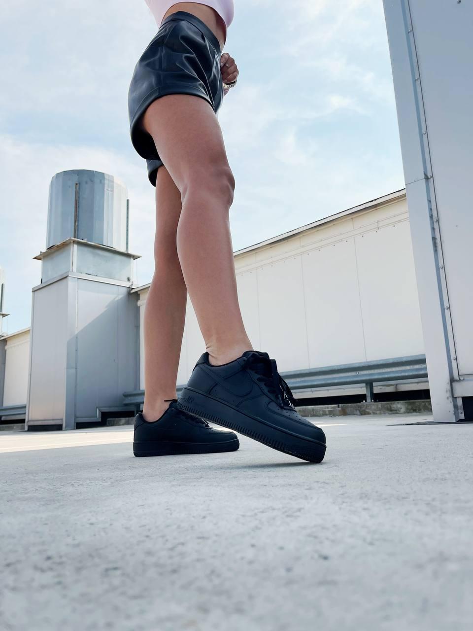 Nike Air Force 1 Classic Black