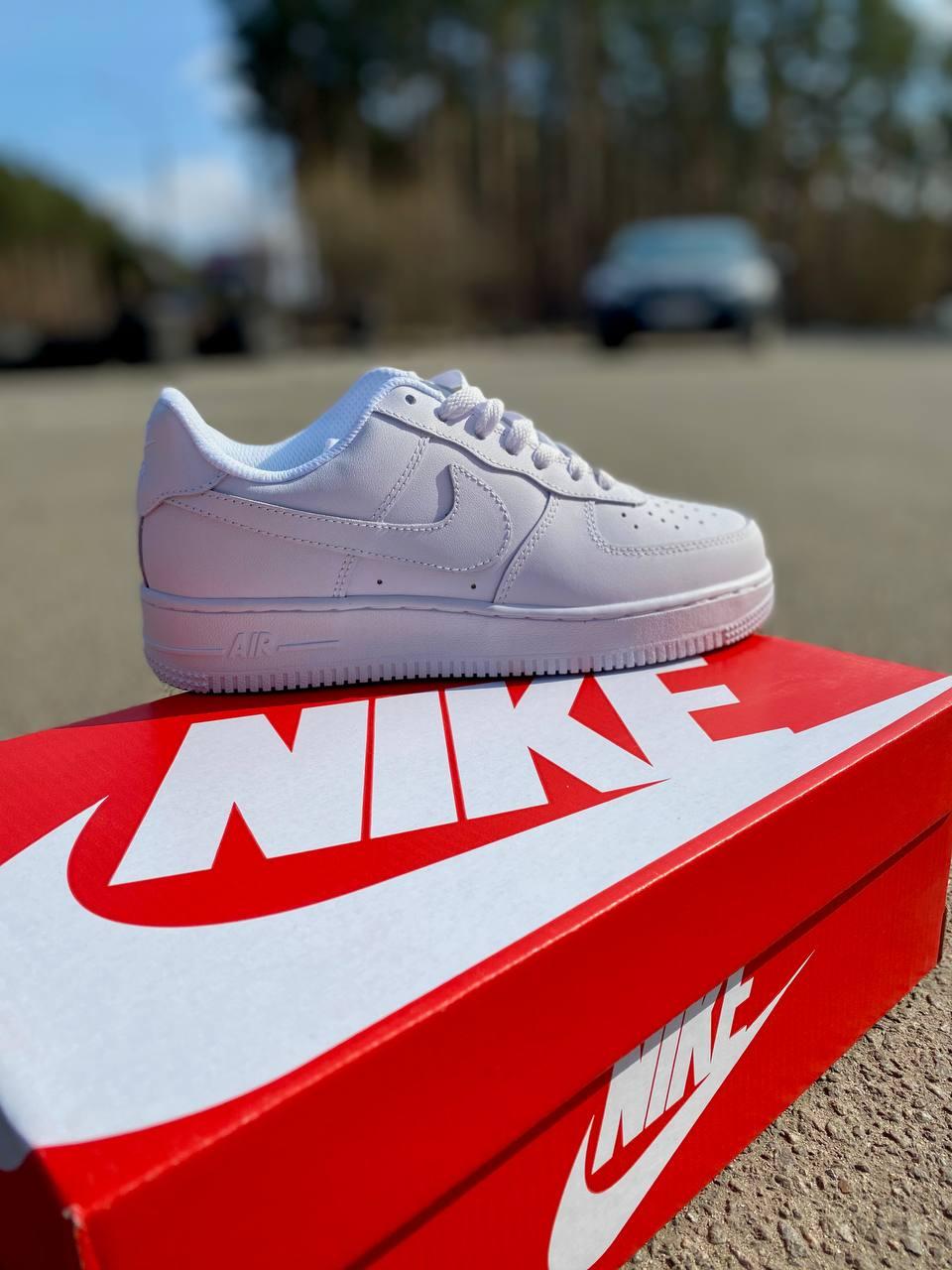 Nike Air Force 1 Classic White