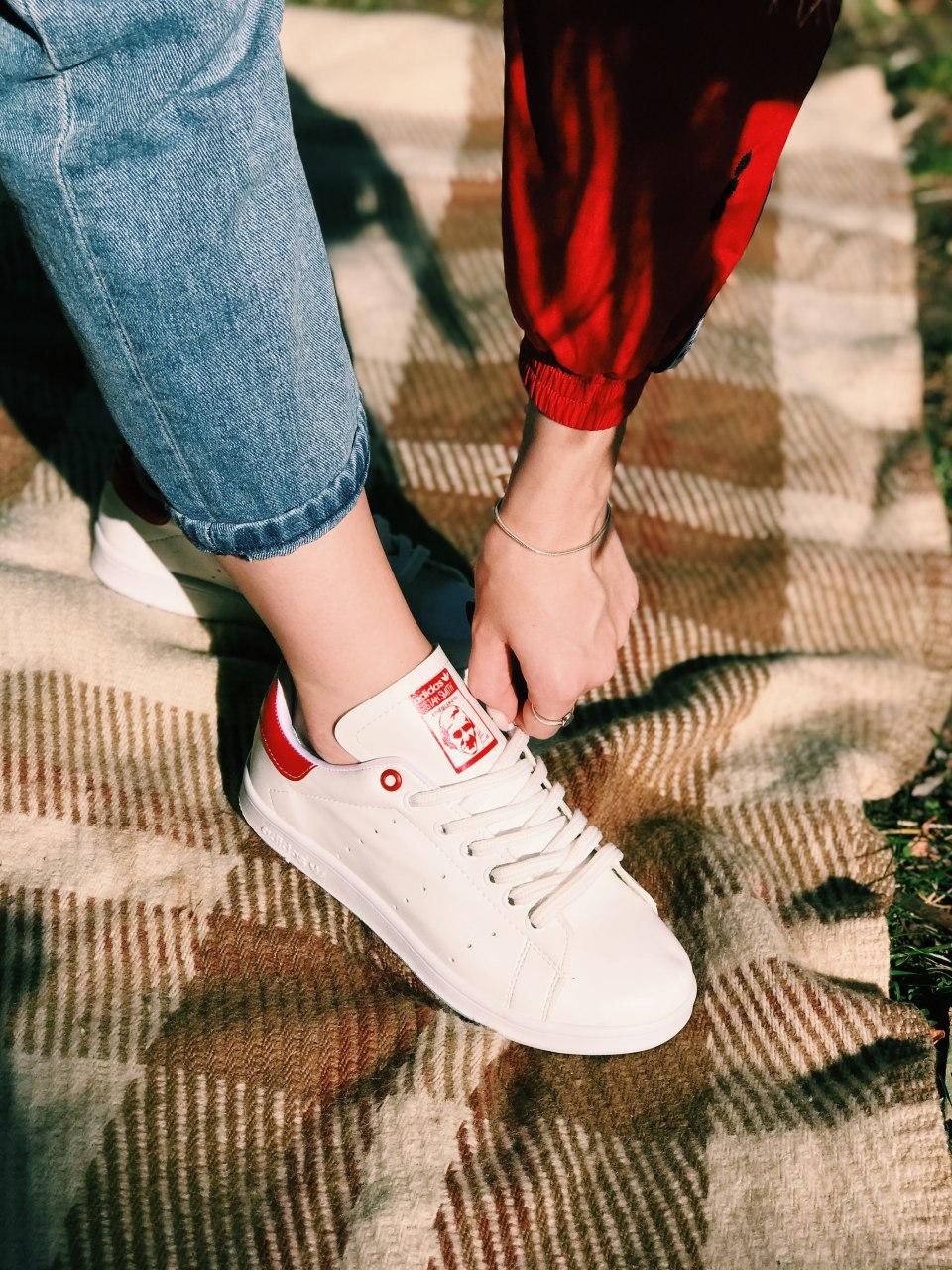 Adidas Stan Smith Re and White