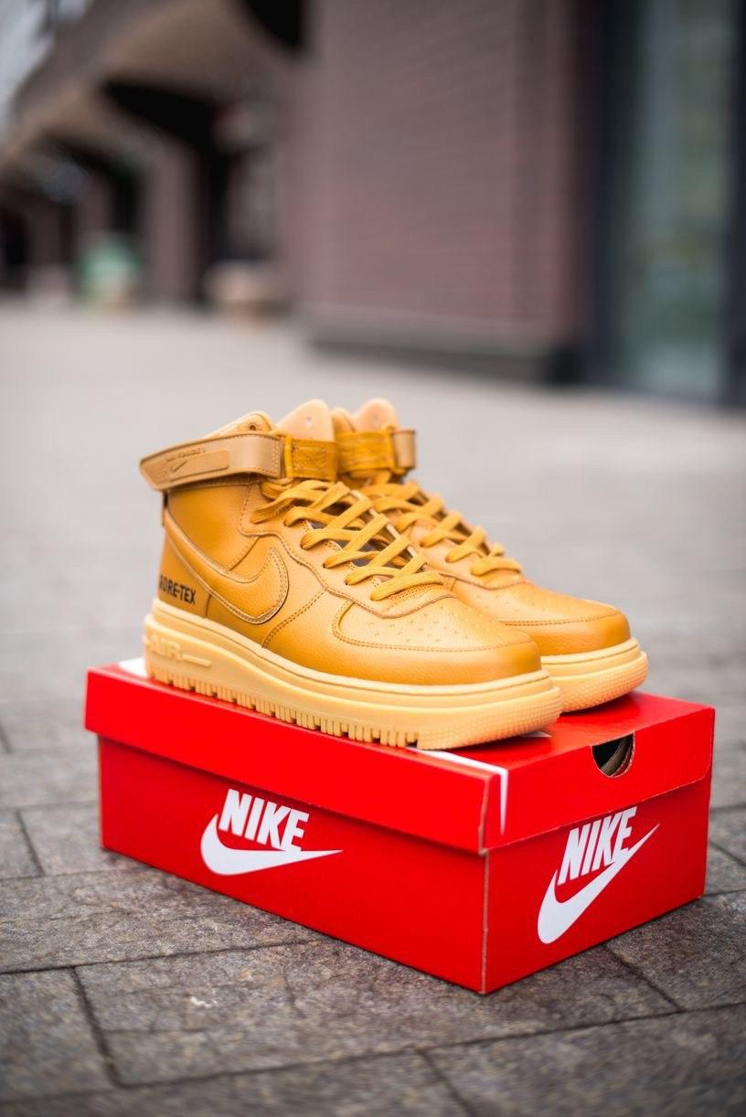 Nike Air Force 1 Gore-Tex Brown